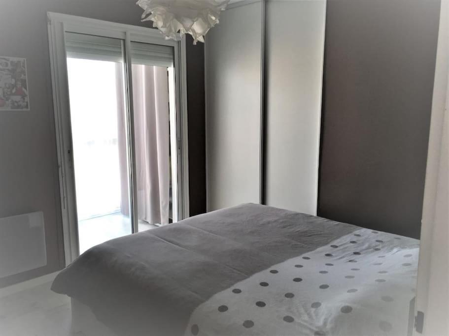 Appartement T3 Proche De La Mer Нарбон Екстериор снимка